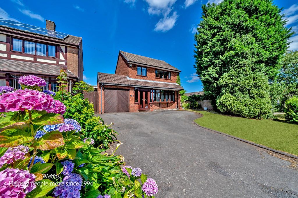 Property photo 1 of 27 Webbs-4.Jpg