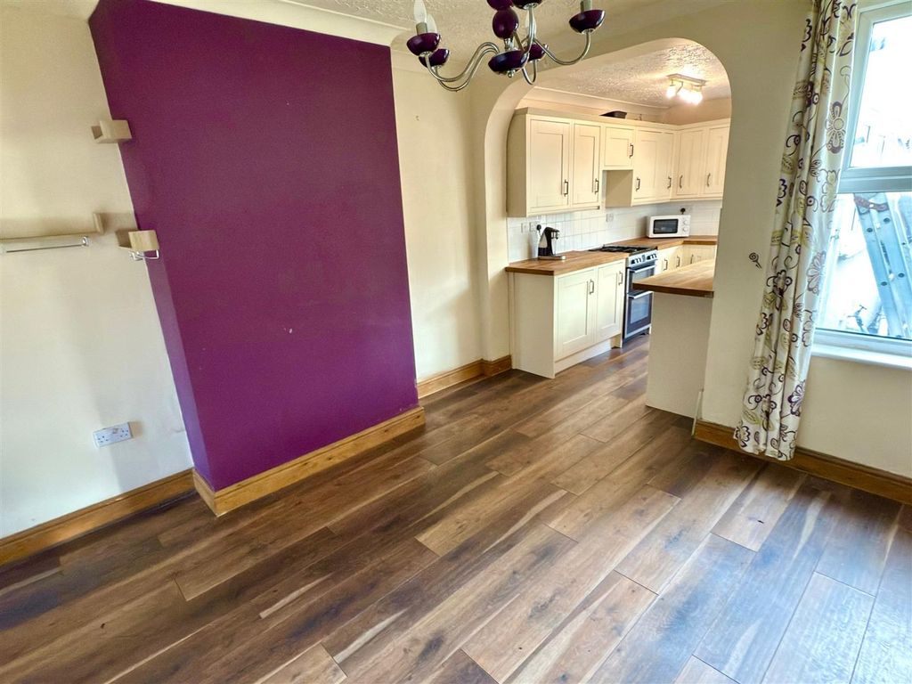 Property photo 2 of 17 Dining To Kitchen.Jpg