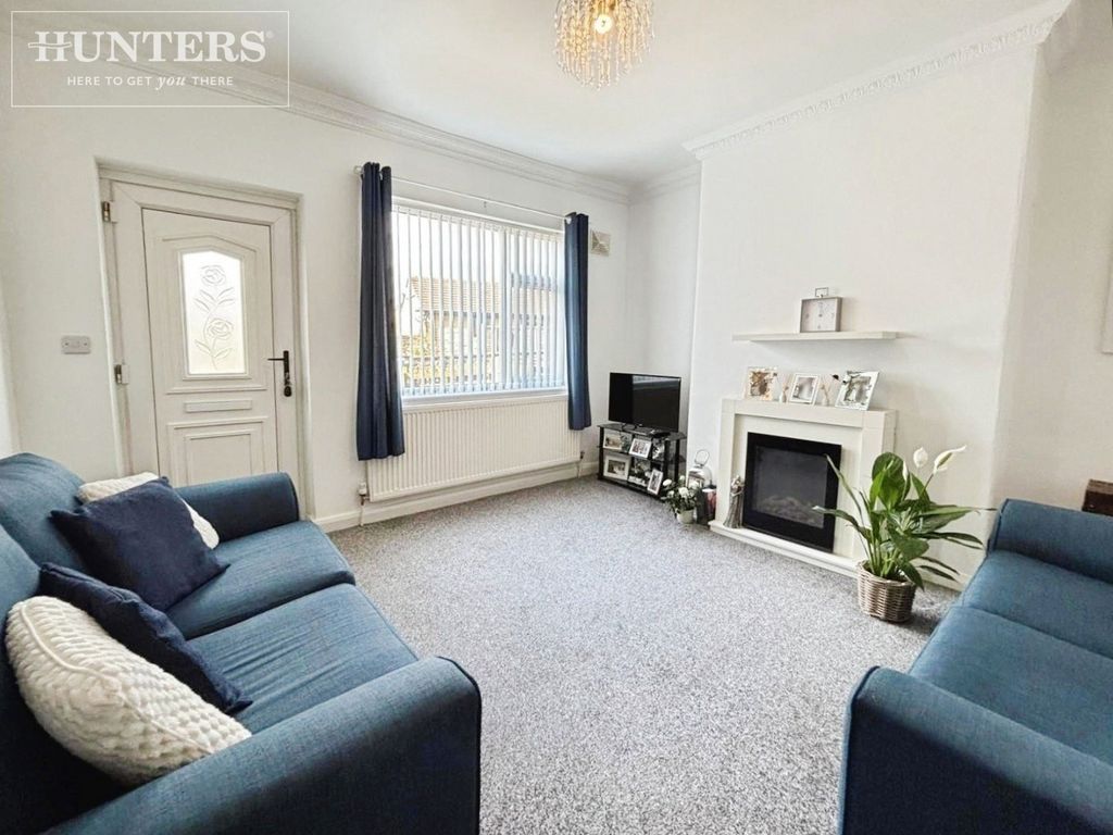 Property photo 2 of 16 Pbox-Img.Jpeg