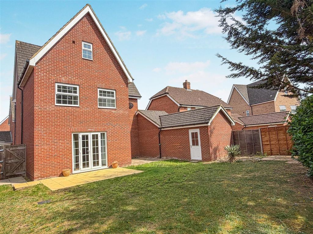 Property photo 2 of 23 Tlc_17d401Bb-21Aa-4Fe3-B4Dd-d0E9Fd309Ede_Fe4253d.J