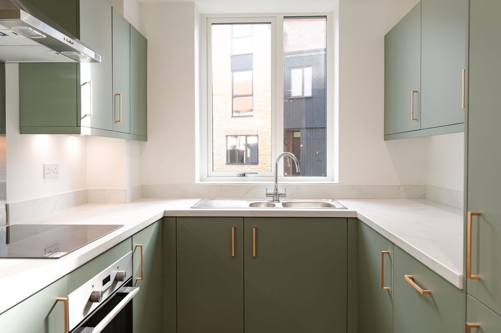 Property photo 3 of 12