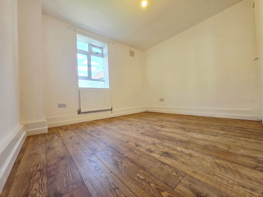 Property photo 2 of 7 20250629_152838