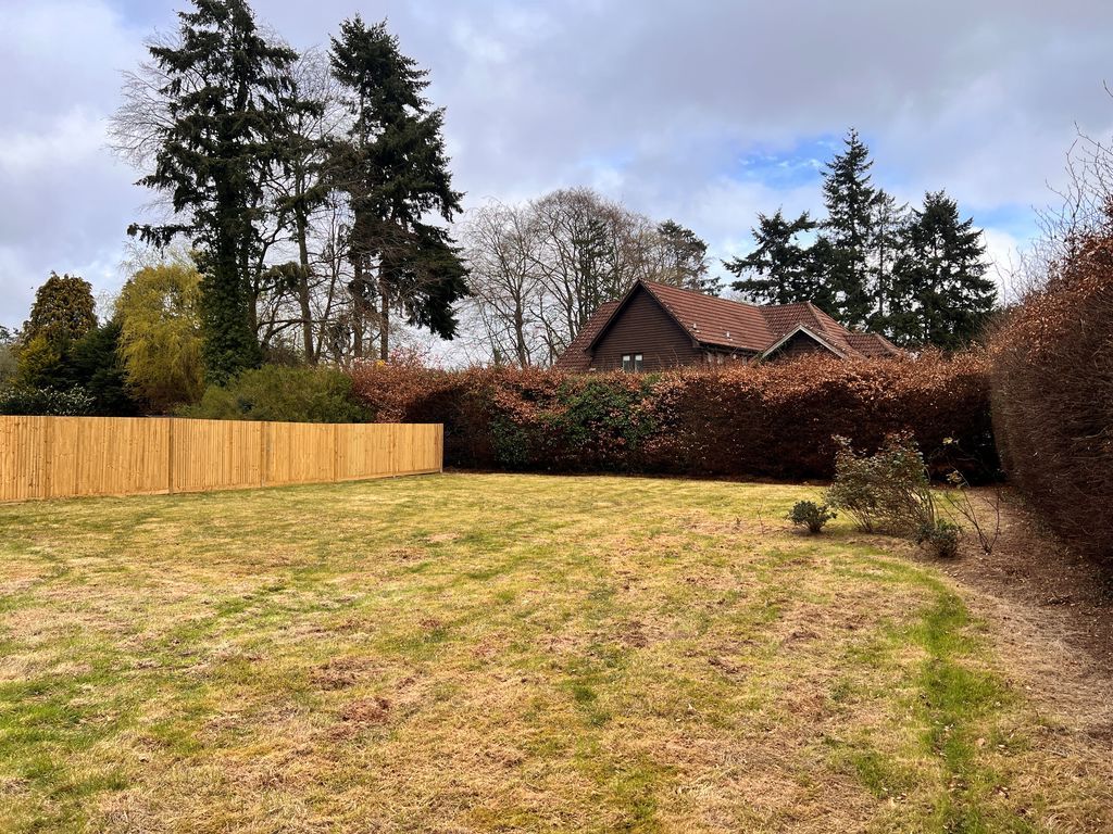 Property photo 2 of 19 Photo 19