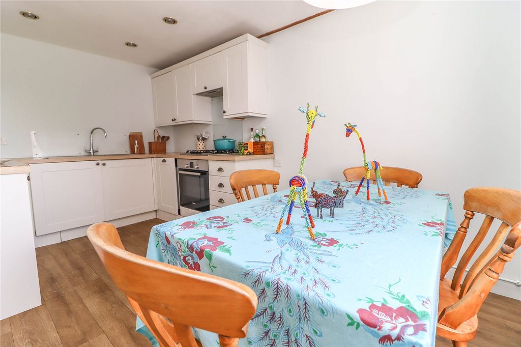 Property photo 3 of 17 Picture No. 13