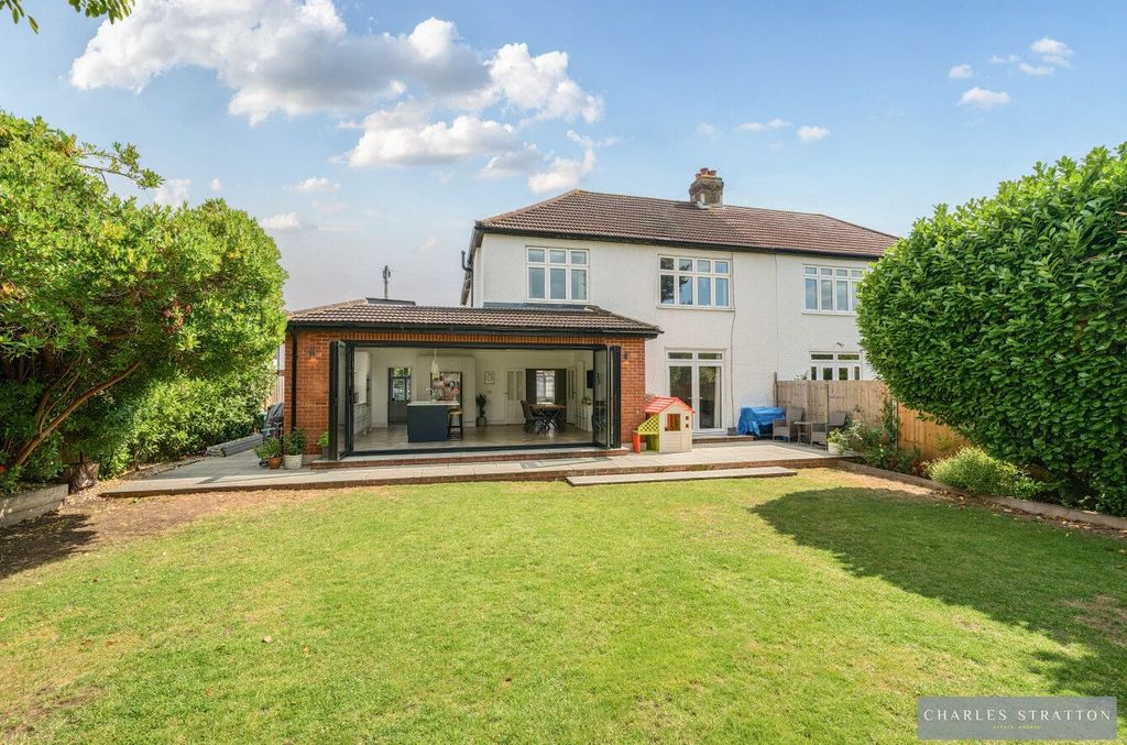 Property photo 3 of 21