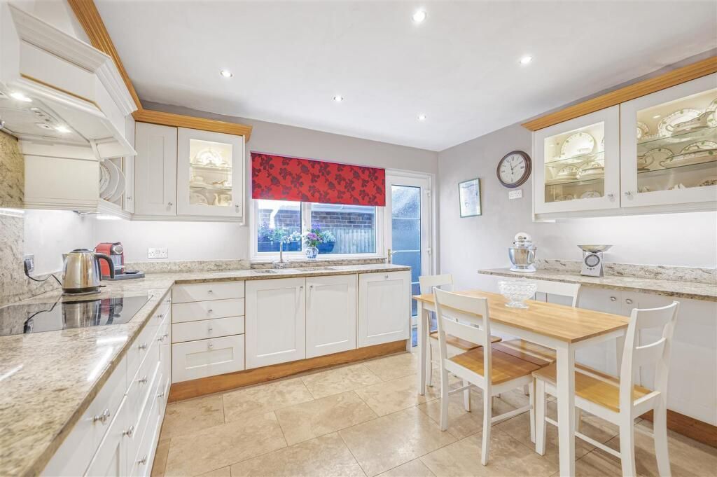 Property photo 3 of 16 3.Jpeg