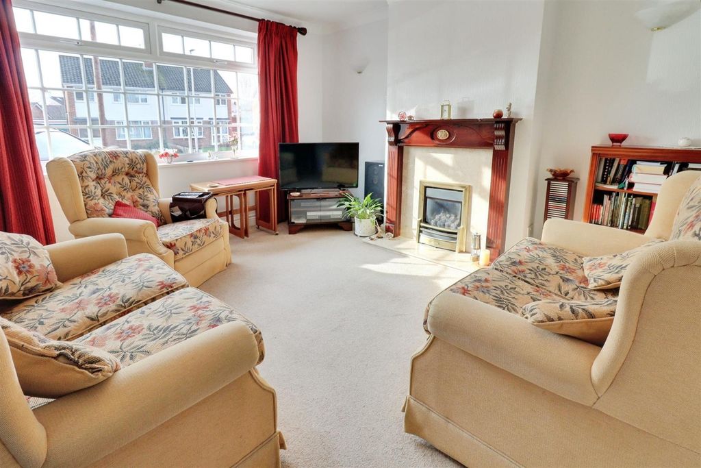 Property photo 2 of 38 F1A95A0d-Img_8873-Img_8875.Jpg