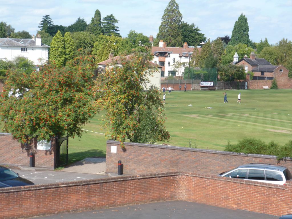 Property photo 3 of 11 View