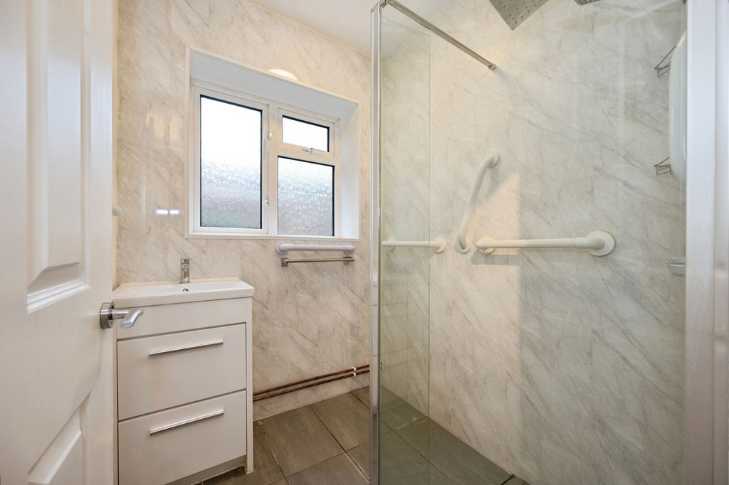 Property photo 3 of 13 Pbox-Img.Jpg