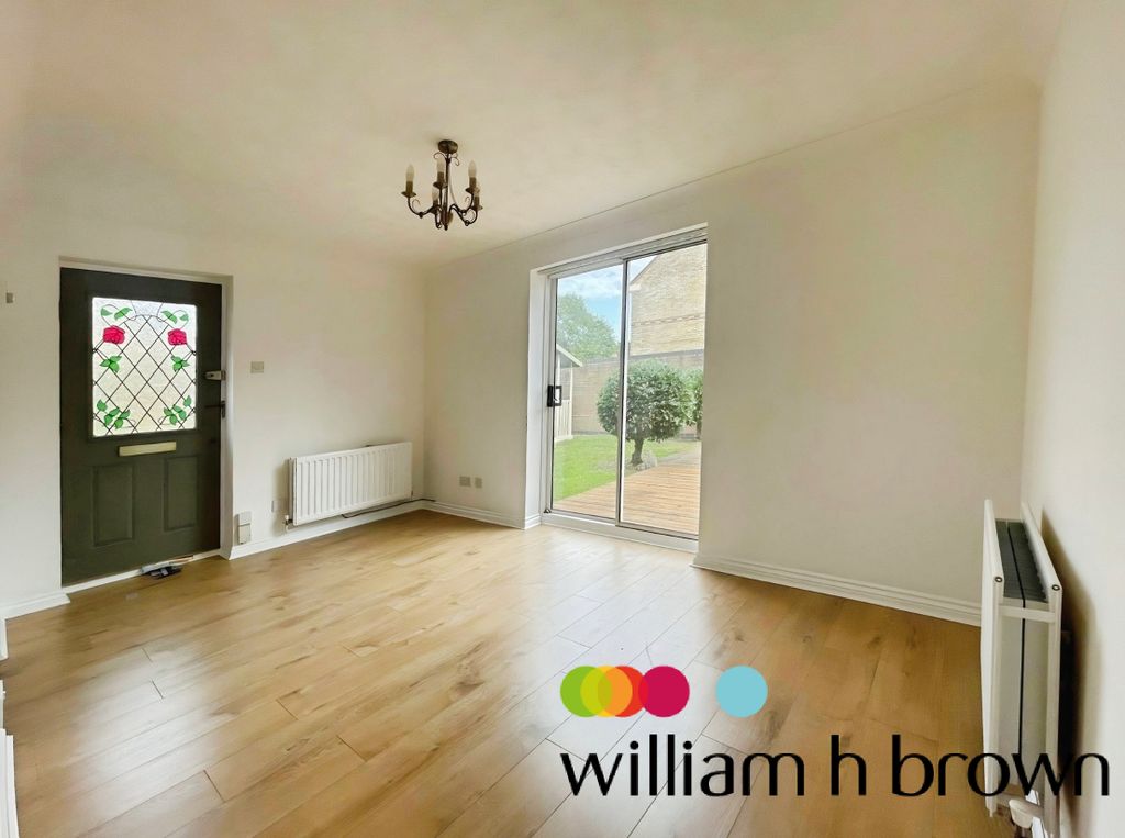 Property photo 3 of 7 Living Room