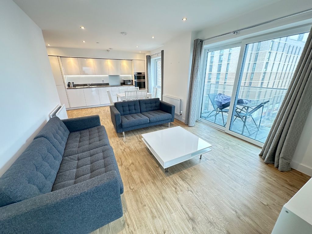 Property photo 2 of 12 4584141