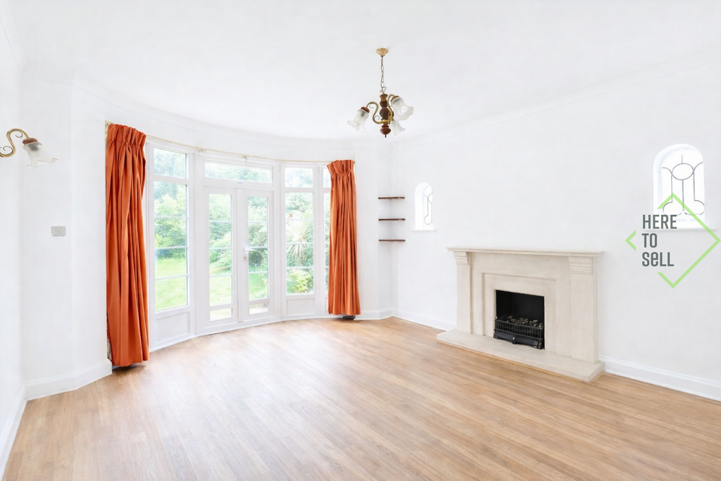 Property photo 3 of 17 Greenway, Whetstone, N20