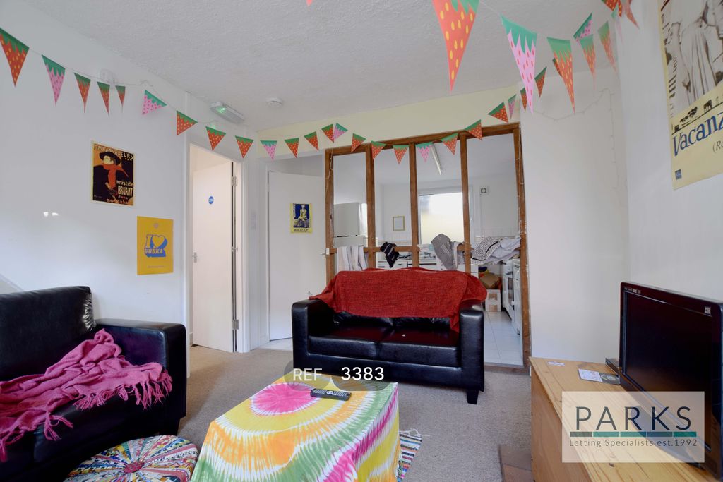 Property photo 2 of 8 Living Room