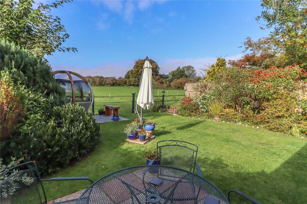 Property photo 2 of 29 Picture No. 08