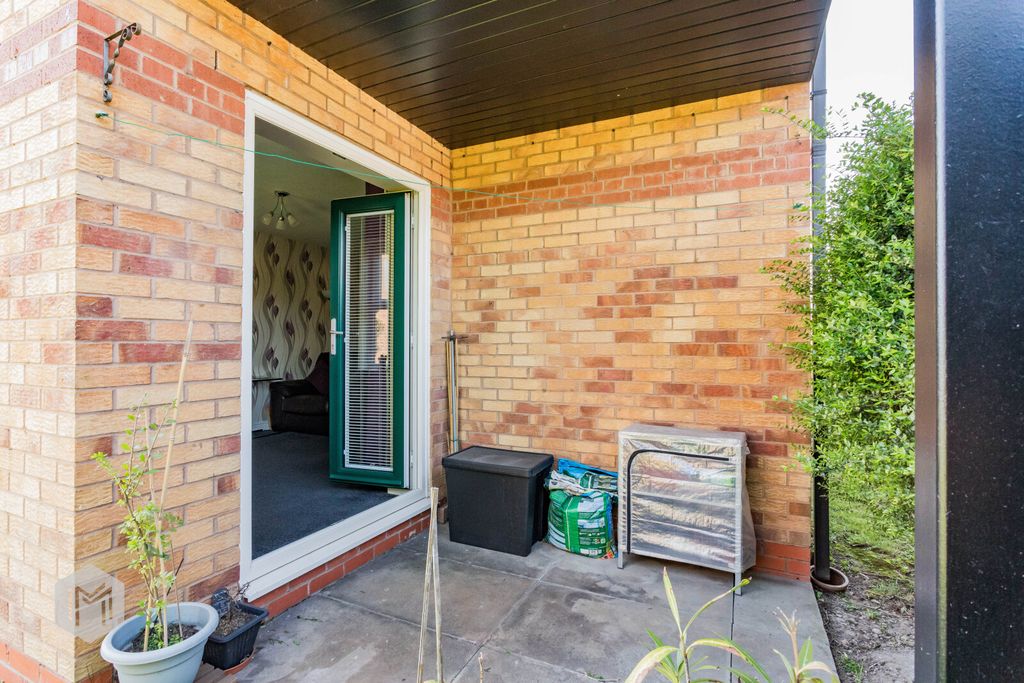 Property photo 2 of 13 Picture No. 25