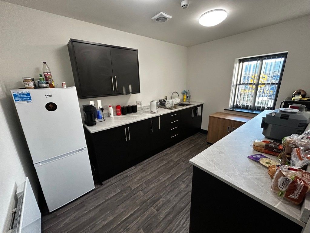 Property photo 3 of 8 Photo 2