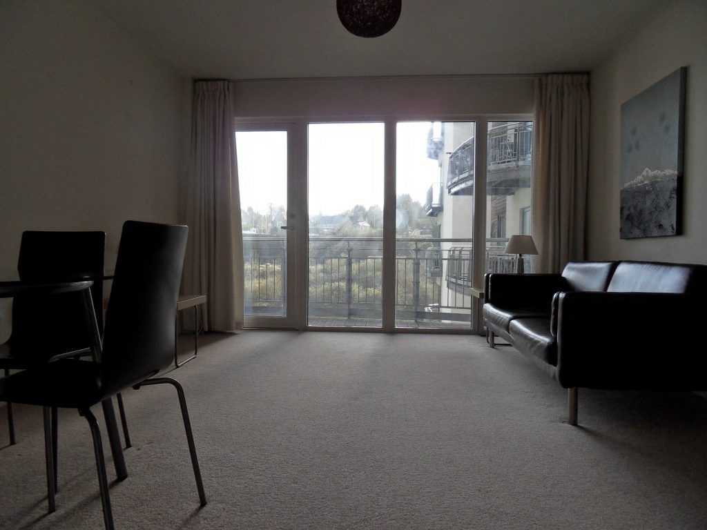 Property photo 2 of 9