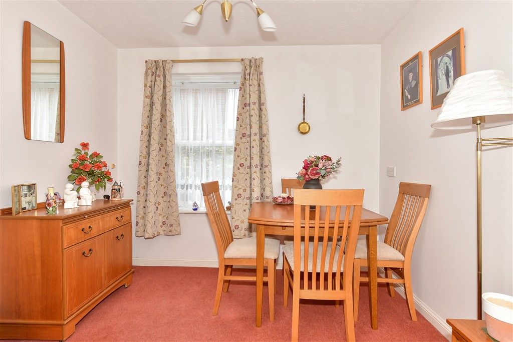 Property photo 2 of 10 Bedroom 2