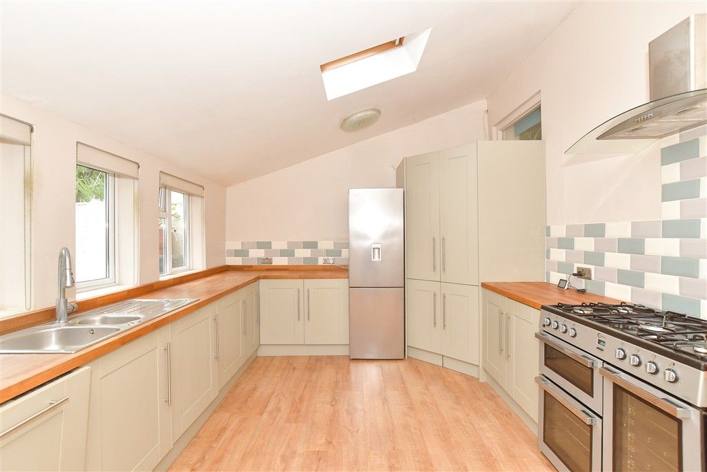 Property photo 1 of 15 Kitchen