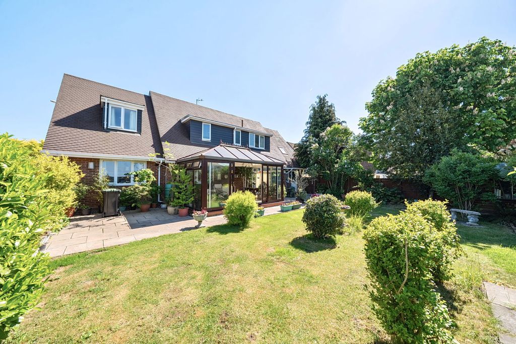 Property photo 1 of 19