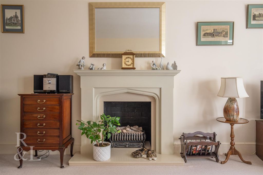 Property photo 3 of 43 1 Churchside Walk (1).Jpg