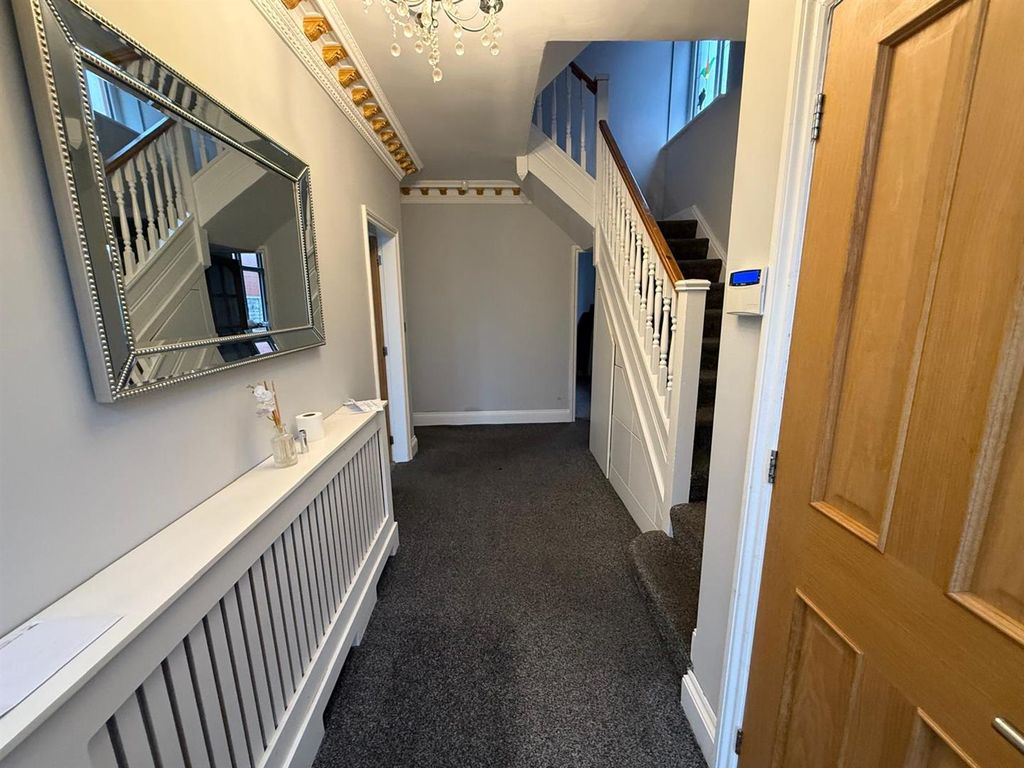 Property photo 3 of 21 Img-20251010-Wa0010.Jpg