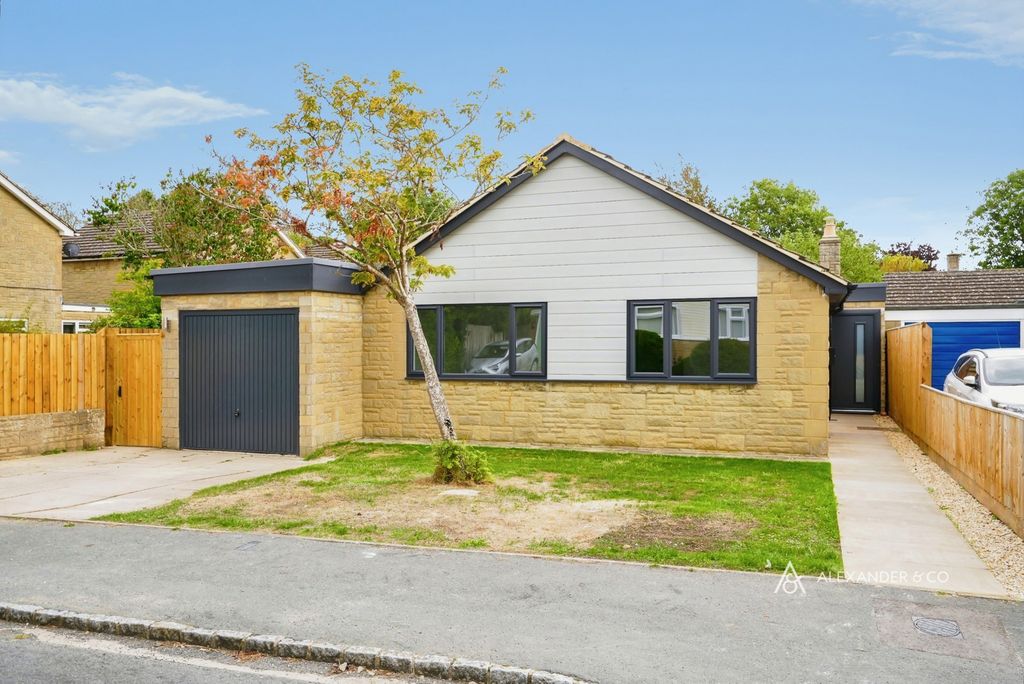 Property photo 1 of 15 Pbox-Img.Jpg