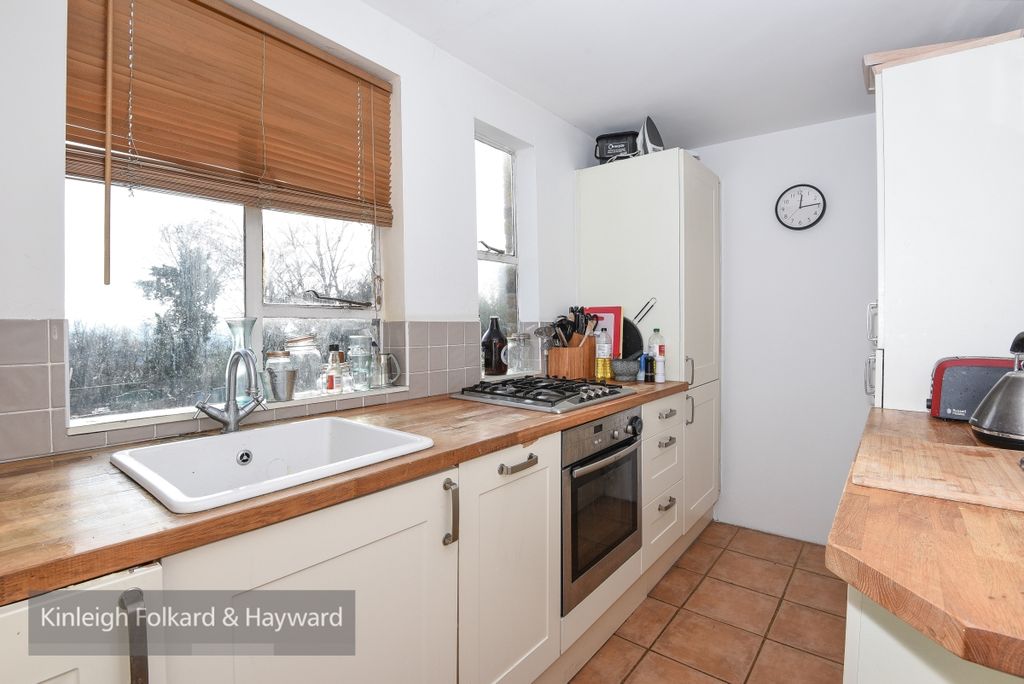 Property photo 3 of 6 234991 (5)c