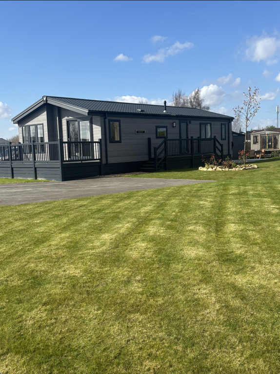 Property photo 1 of 16 1.Png