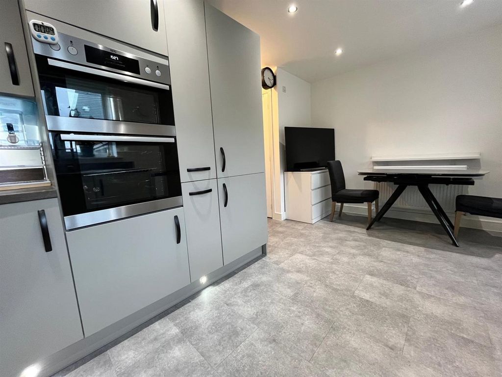 Property photo 2 of 20 (4).Jpeg