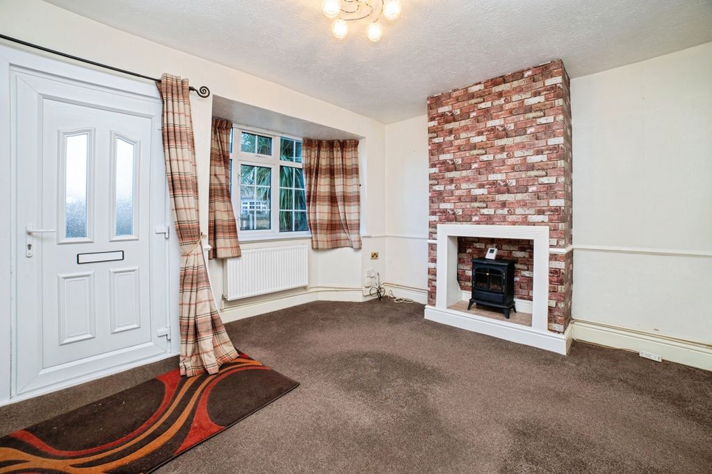 Property photo 2 of 15 Pbox-Img.Jpg