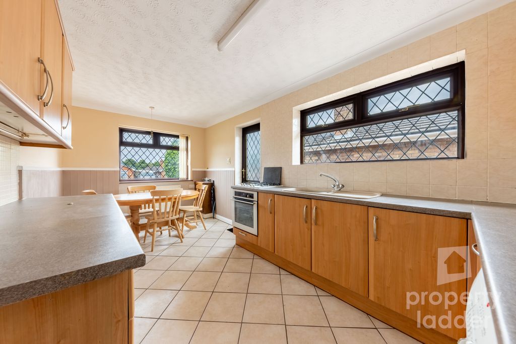 Property photo 2 of 20 Pl-17