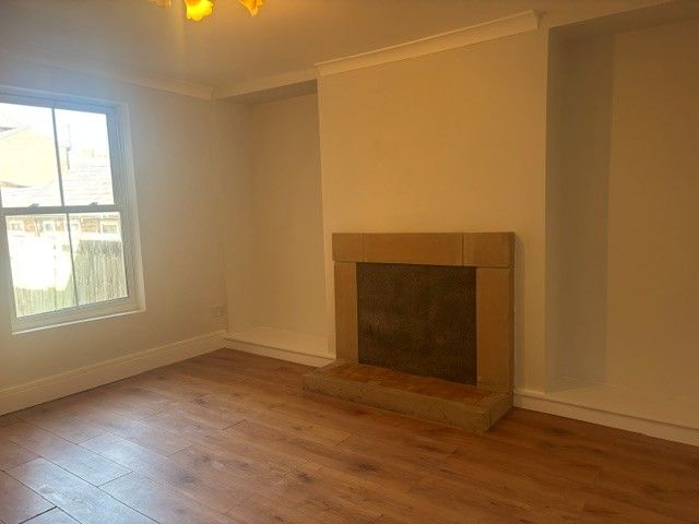 Property photo 3 of 9 Living Room