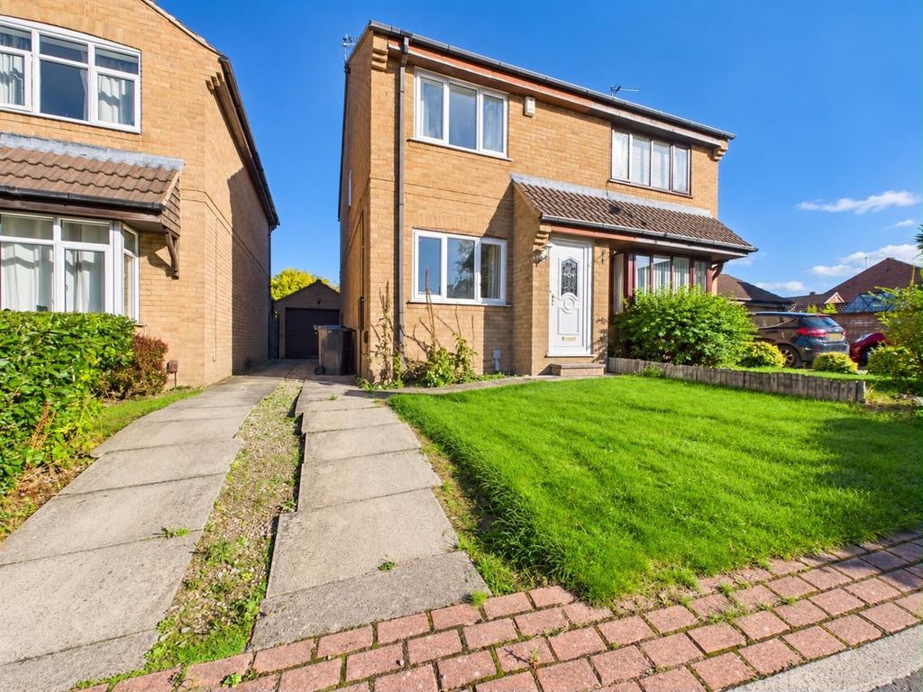 Property photo 1 of 12