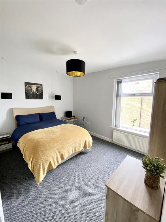 Property photo 1 of 9 Bedroom 4