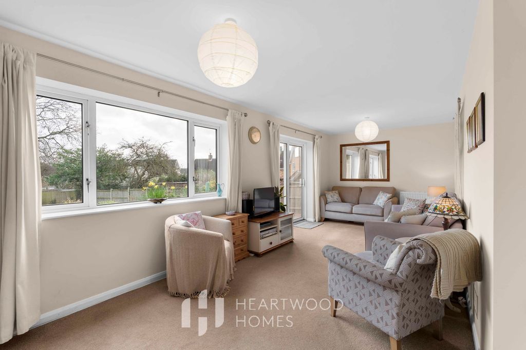 Property photo 2 of 18