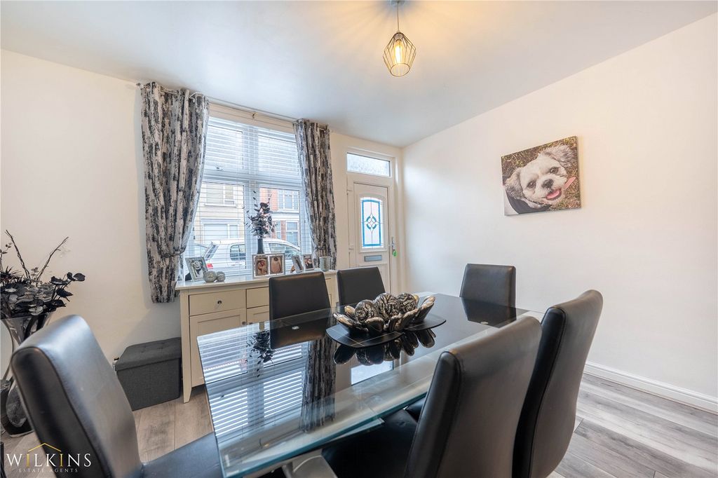 Property photo 3 of 27 Picture No. 03