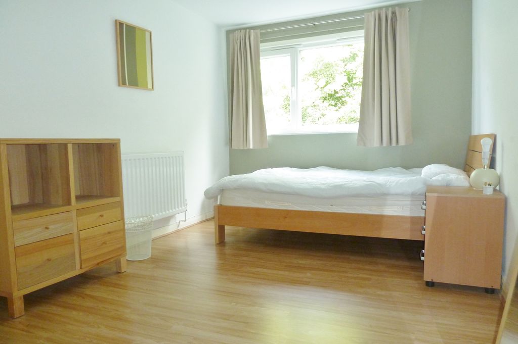 Property photo 3 of 5