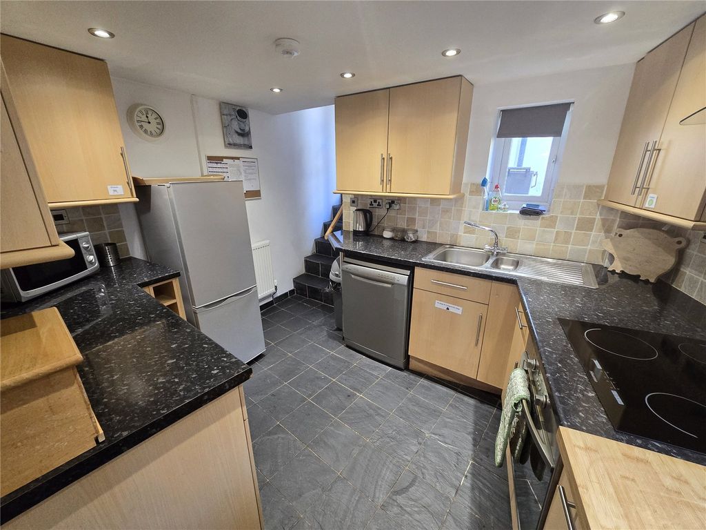 Property photo 3 of 25 Picture No. 16