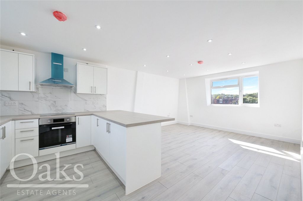 Property photo 2 of 12 Picture No. 08