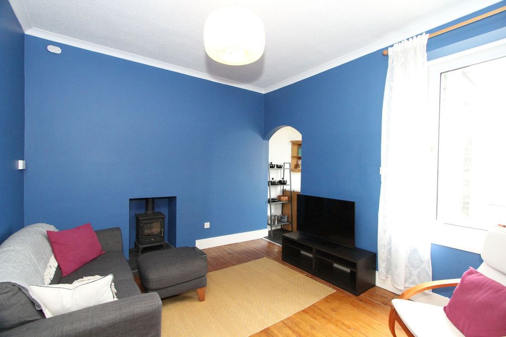 Property photo 2 of 14 Photo 2