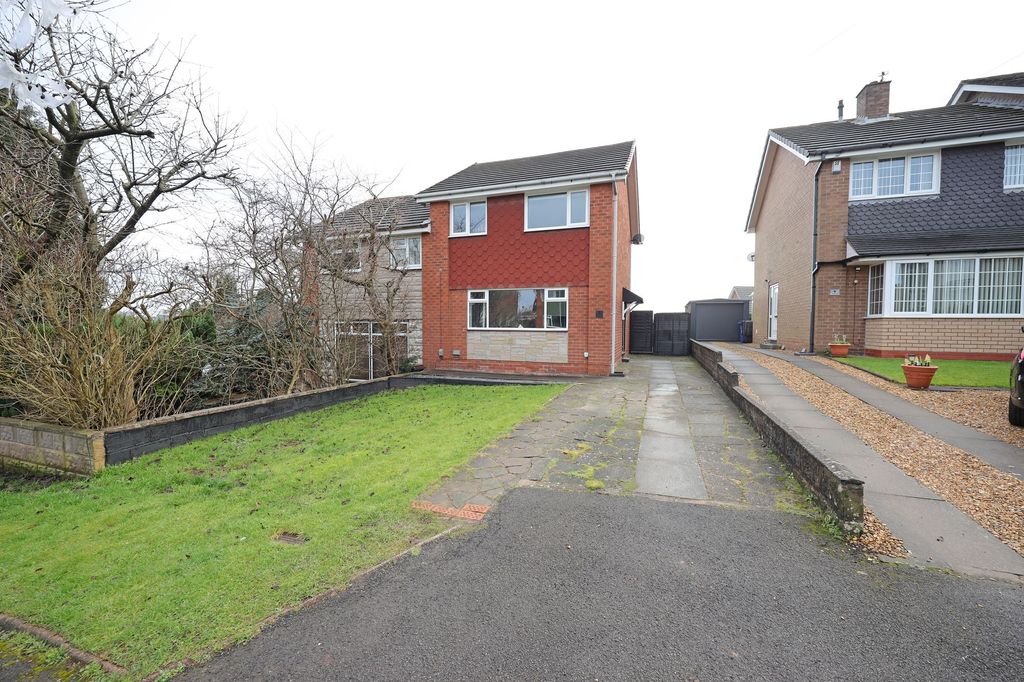 Property photo 1 of 23