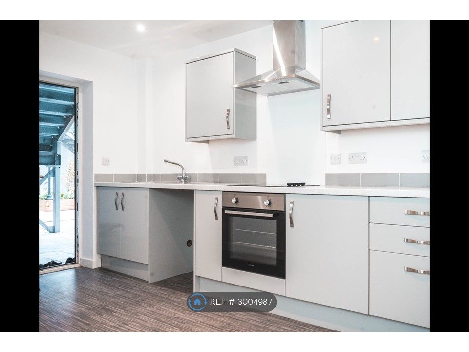 Property photo 2 of 11 Example Kitchen