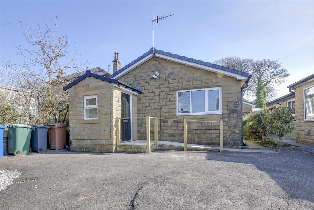 Property photo 2 of 23 Front External