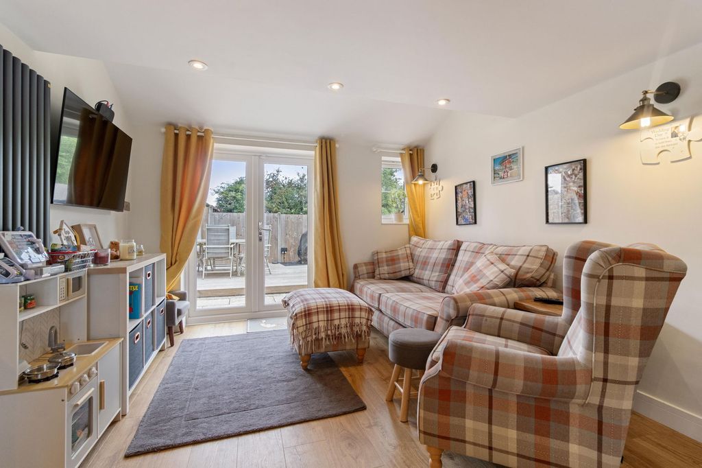 Additional image 10 of 3 bed detached house for saleGrove Crescent, Upton-Upon-Severn, Worcester WR8