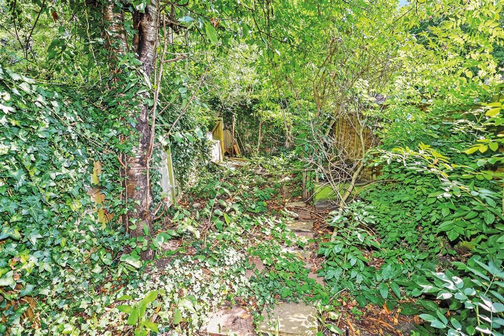 Property photo 3 of 5
