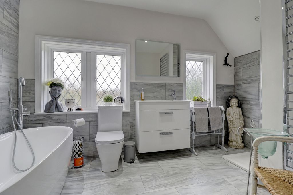 Property photo 3 of 21 Picture No. 07