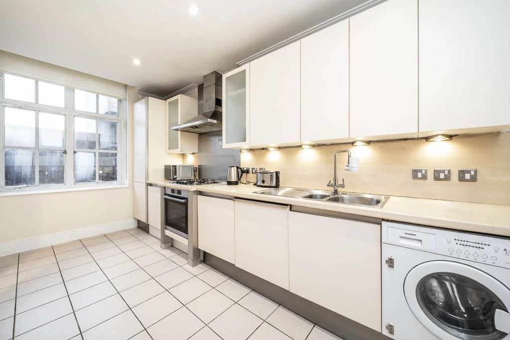 Property photo 3 of 7