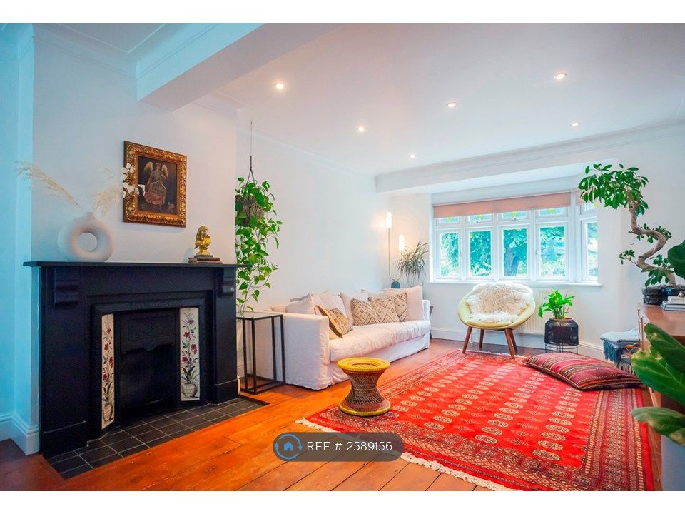 Property photo 1 of 28 Open Plan Living Room