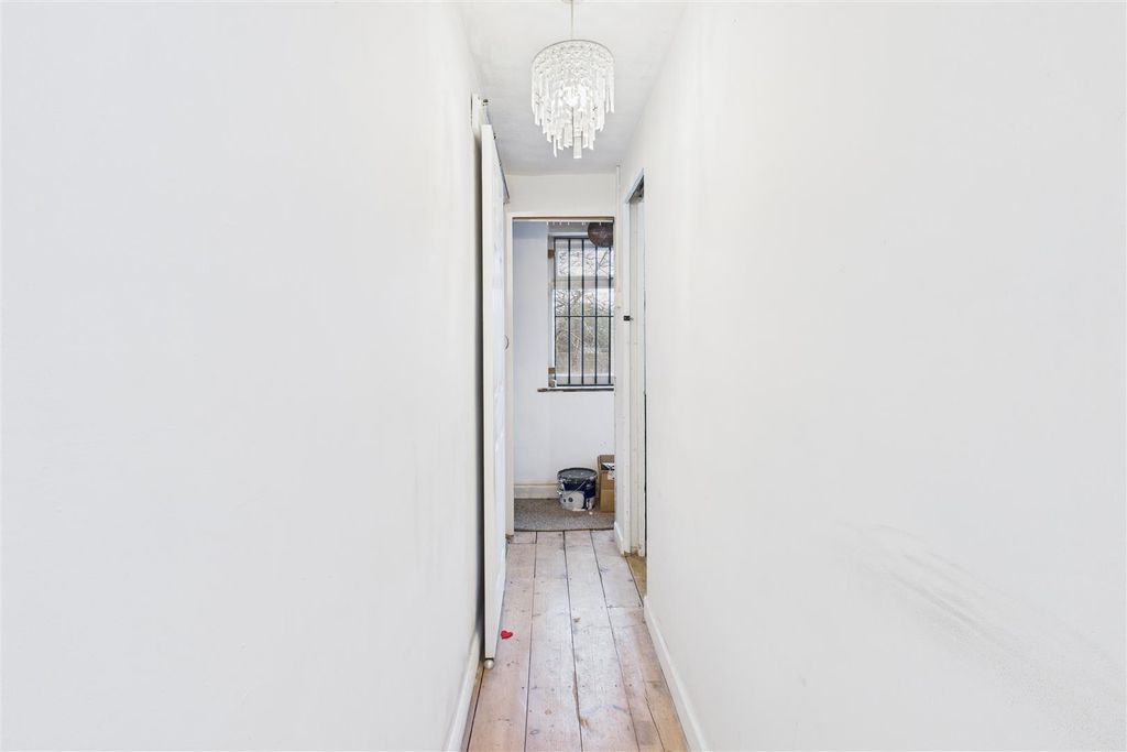 Additional image 14 of 1 bed terraced house for saleLower High Street, Shirehampton, Bristol BS11